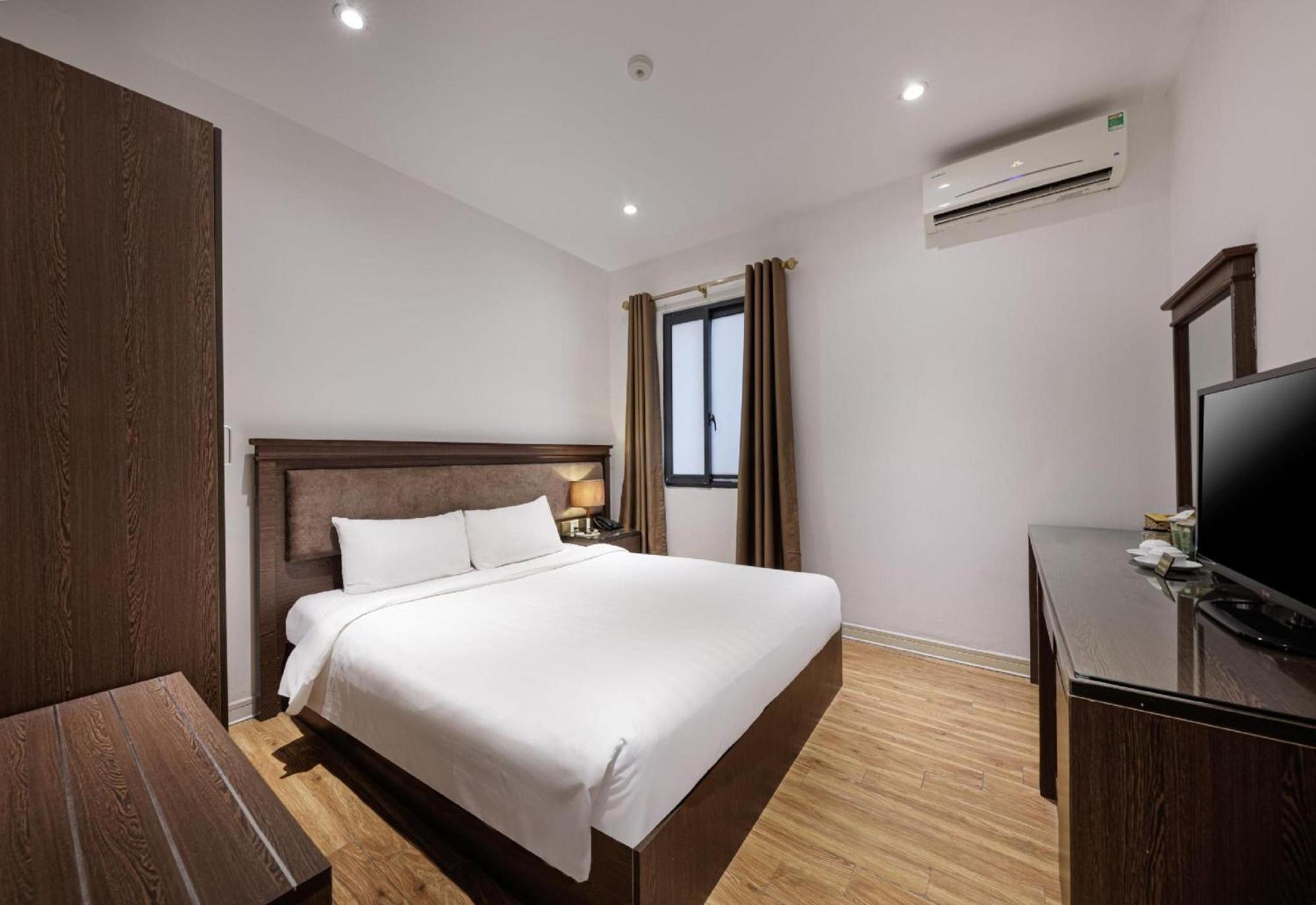 Collection O Le Grand Hanoi Hotel - The Tryst Exterior photo